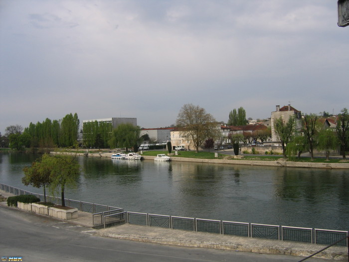 070404 Ställplats i Cognac