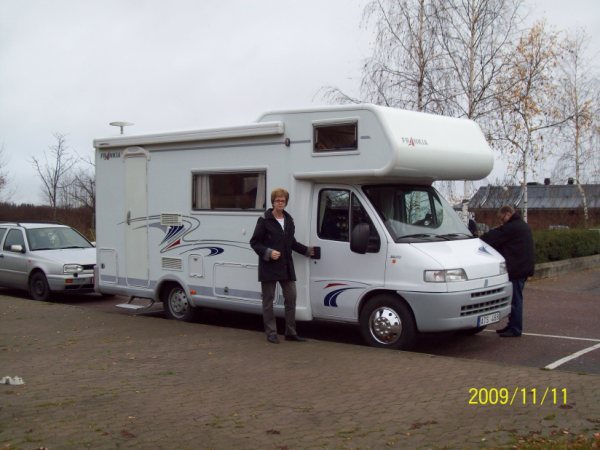 2009 11 11 Lynn O Sven Olof Med Husbilen Vid H  Mtning Sorunda 012