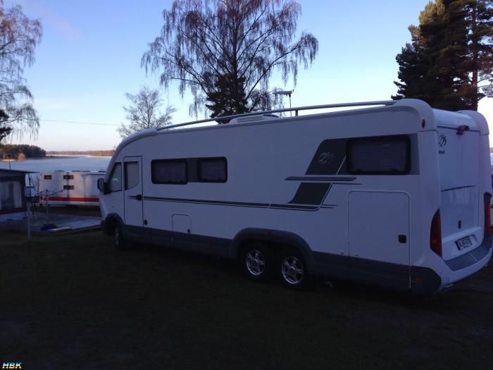 En Underbar Vår Kväll På En Camping I Enköping
