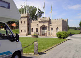 Komun8
